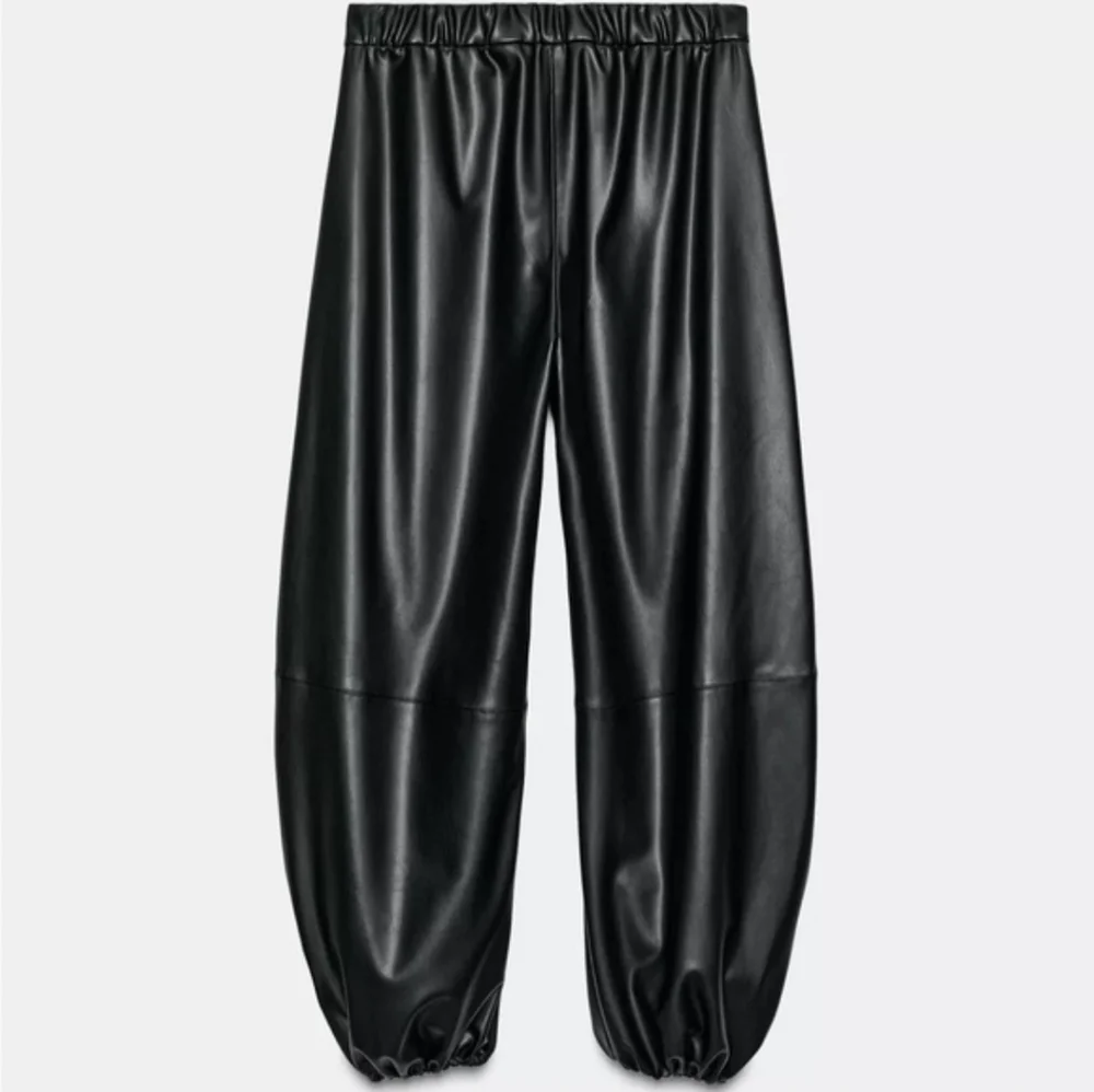 Zara Faux Leather Balloon Pants Black Size S